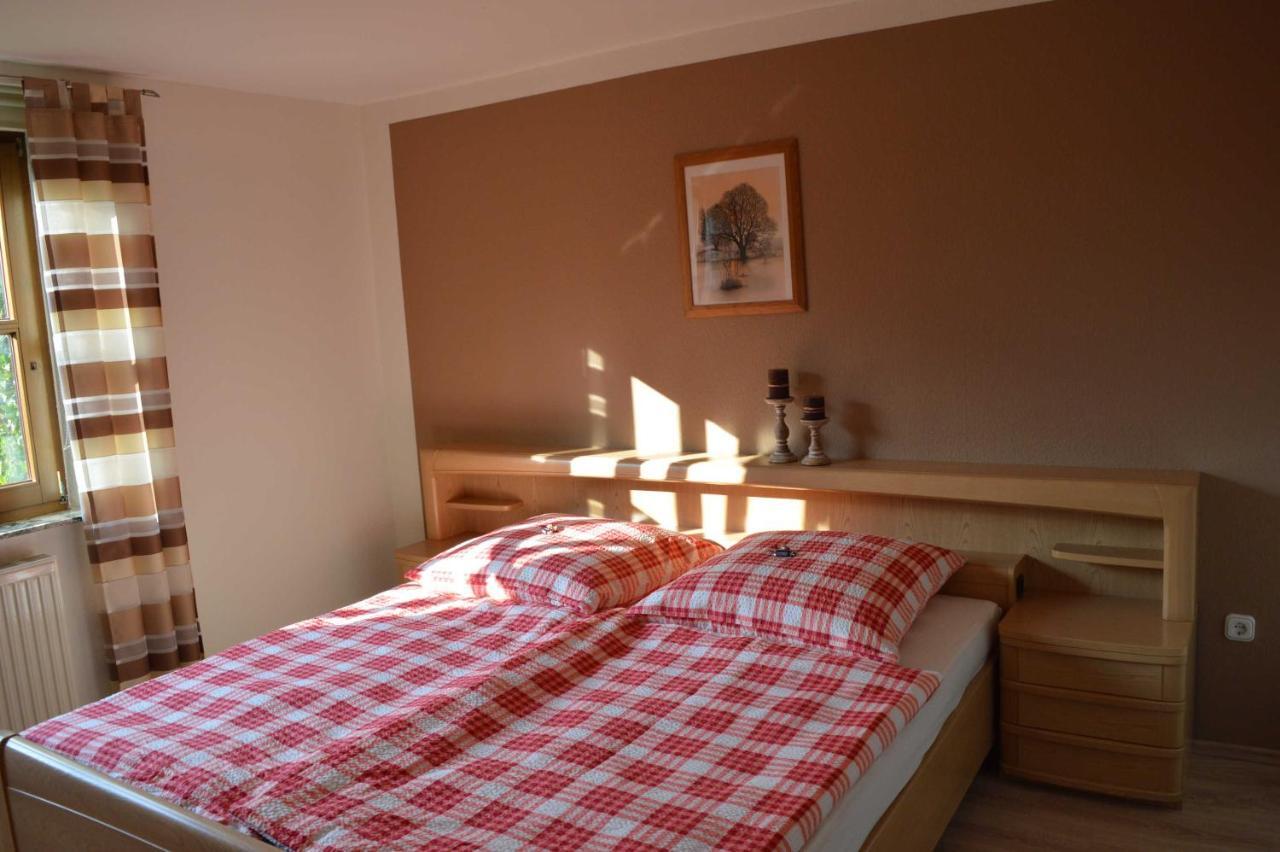 Ferienwohnung Schmidt, 95131 라우더펜 외부 사진